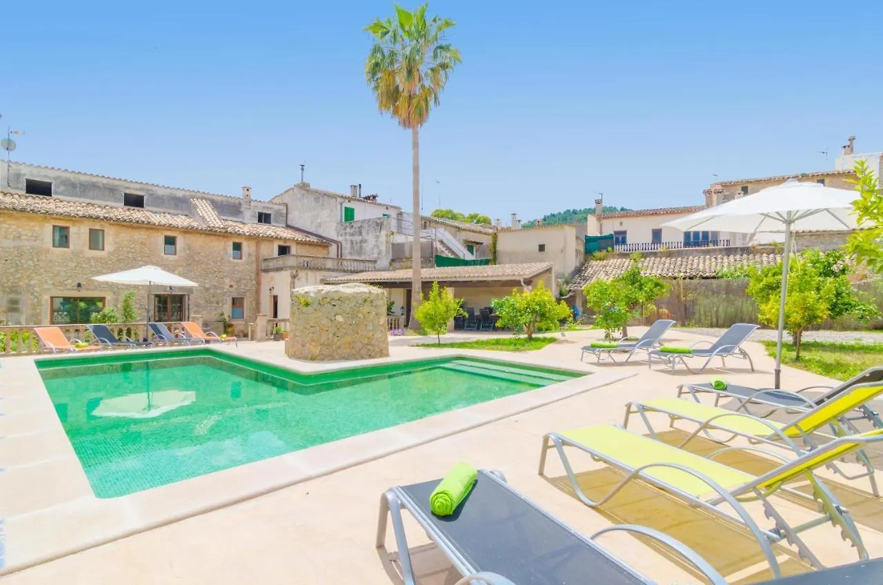 Casa Canals location